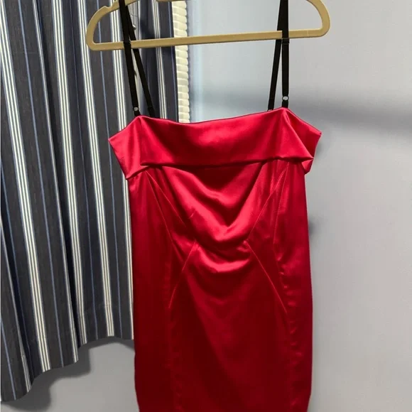 Dolce & Gabbana Satin Pink Dress – IT 44 / US 8 – Elegant & Sexy - Picture 4 of 11